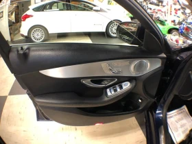 Mercedes-Benz C 300 * 4MATIC AMG PKG LEATHER PAN/ROOF NAVI CAMER | Mobile.bg    10
