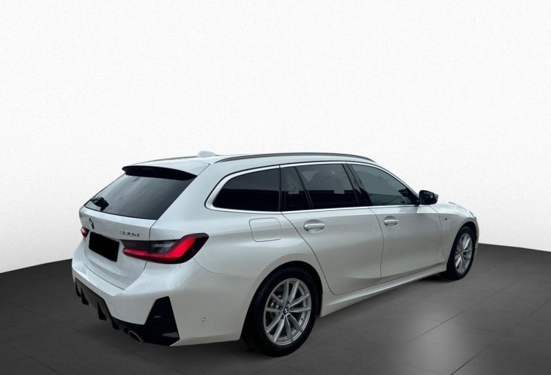 BMW 330 d xDrive Touring = M-Sport= Гаранция, снимка 3 - Автомобили и джипове - 46432484