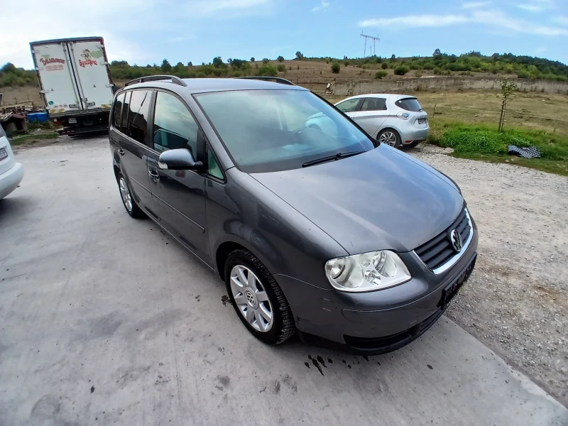 VW Touran 1.9Tdi 105 7места, снимка 3 - Автомобили и джипове - 47152287