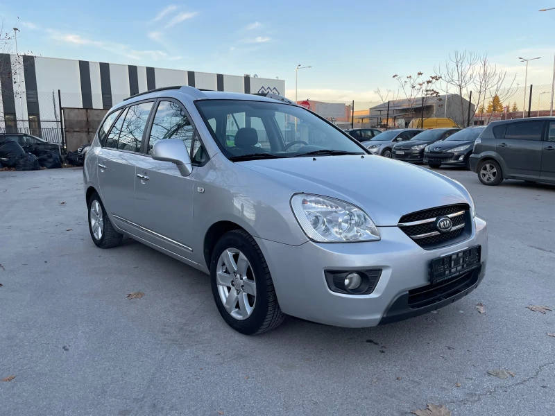 Kia Carens 2.0 Бензин, снимка 1 - Автомобили и джипове - 48394467