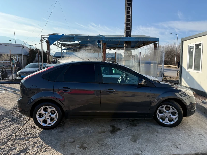 Ford Focus 1.8 ГАЗ, снимка 1 - Автомобили и джипове - 49040787