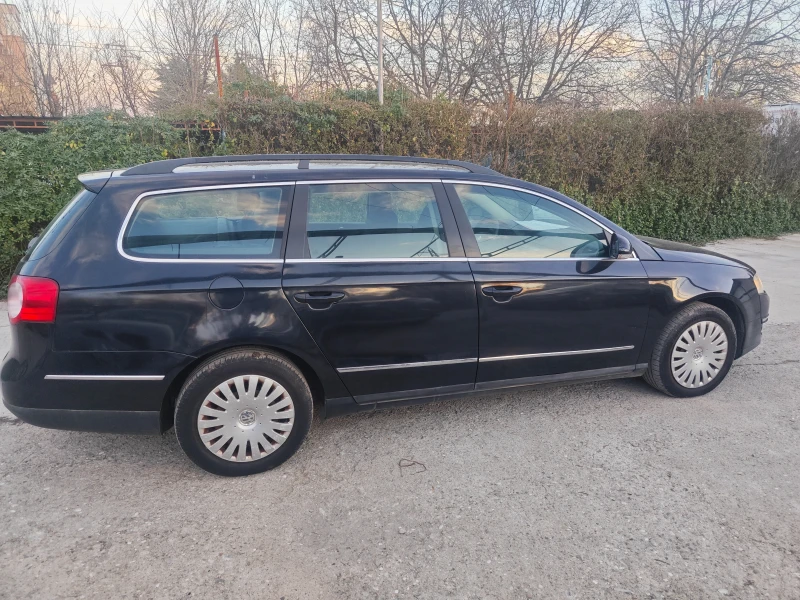 VW Passat 1.9tdi НАВИ 6ск, снимка 4 - Автомобили и джипове - 52829016
