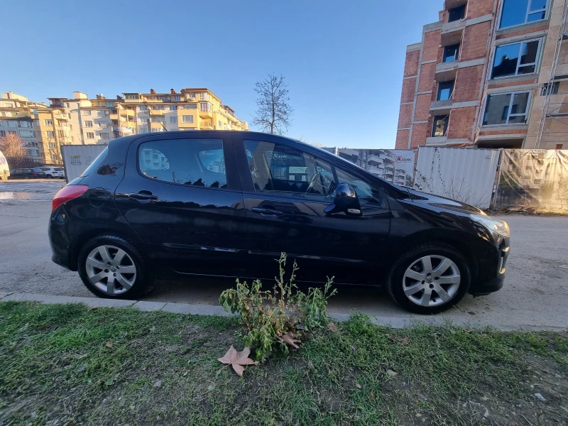 Peugeot 308 1.6 HDI Панорамен покрив, снимка 5 - Автомобили и джипове - 52931795