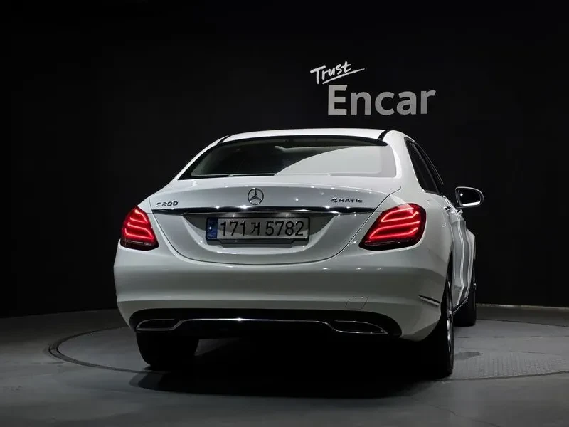 Mercedes-Benz C 200 W205 Avantgarde, снимка 4 - Автомобили и джипове - 55830029