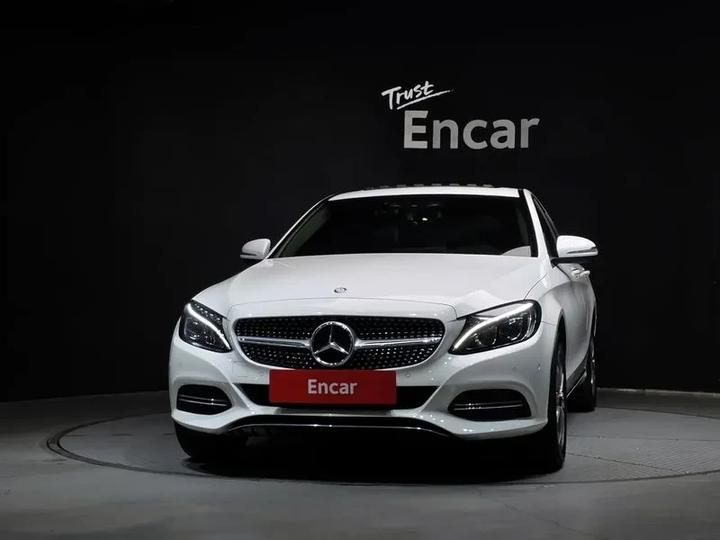 Mercedes-Benz C 200 W205 Avantgarde, снимка 3 - Автомобили и джипове - 55830029