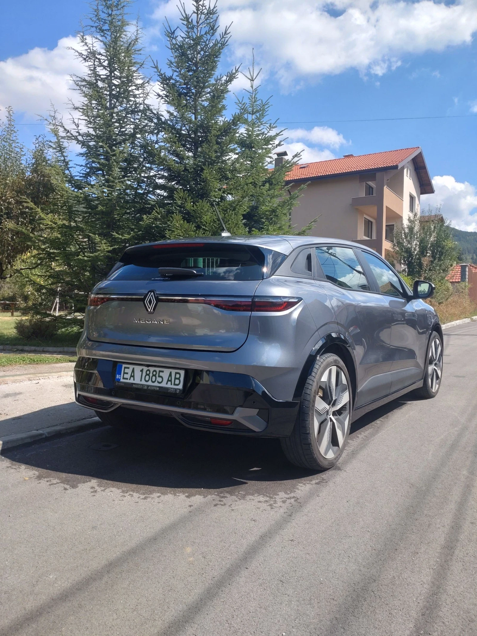 Renault Megane E-tech EV-60 Evolution  - изображение 3