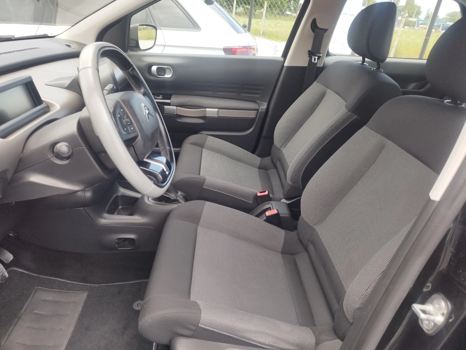 Citroen C4 Cactus 1.6HDI      EVRO  6B - изображение 10