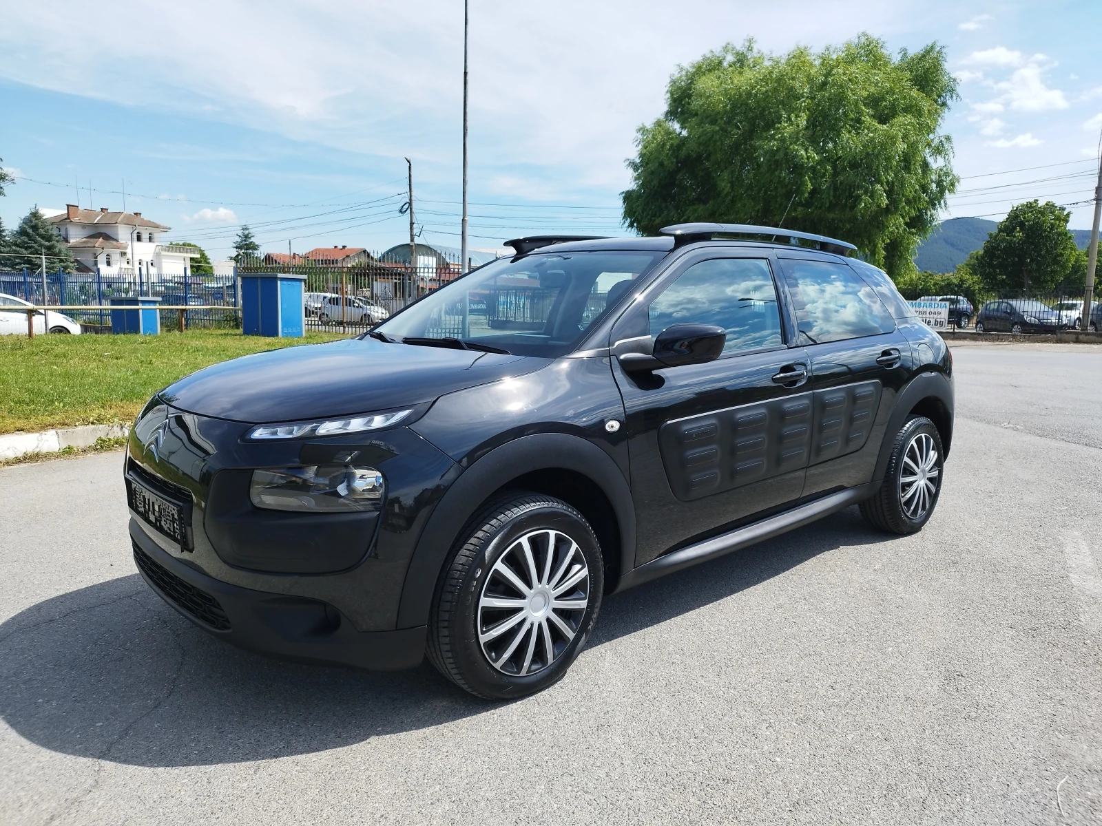 Citroen C4 Cactus 1.6HDI      EVRO  6B - изображение 2