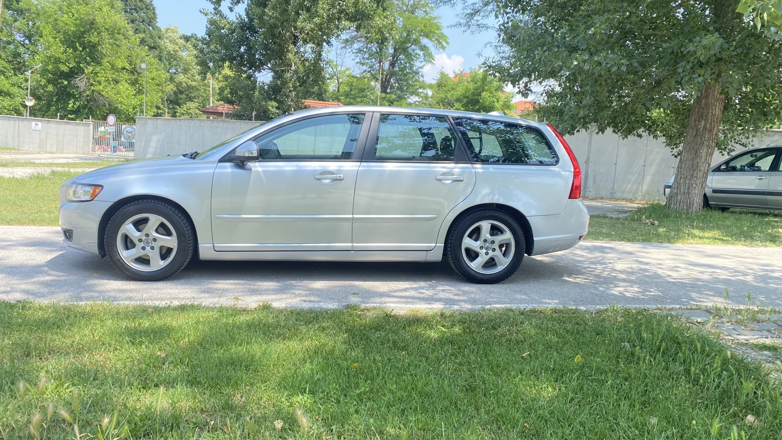 Volvo V50 1.6 - изображение 5