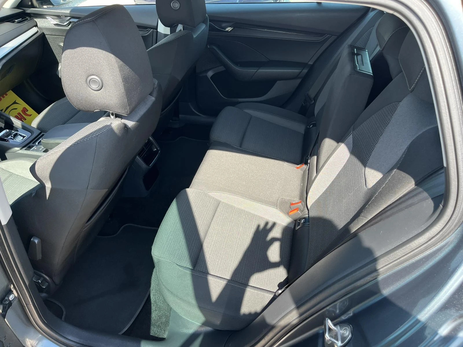 Skoda Octavia 2.0TDI EVO EXECUTIVE - изображение 10