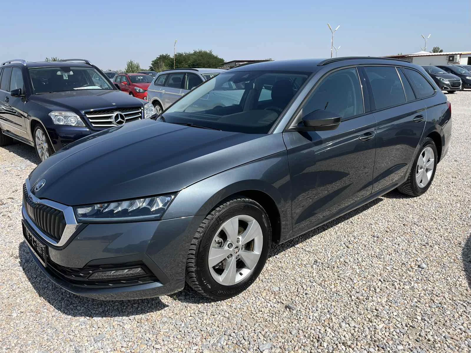 Skoda Octavia 2.0TDI EVO EXECUTIVE - изображение 3