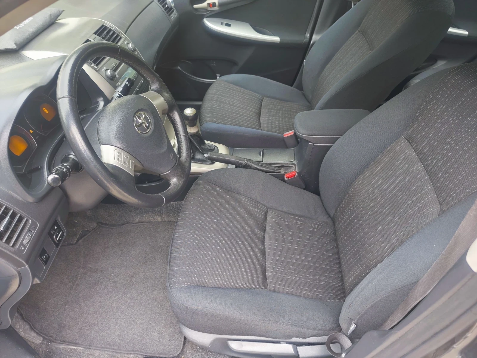 Toyota Corolla  - изображение 10