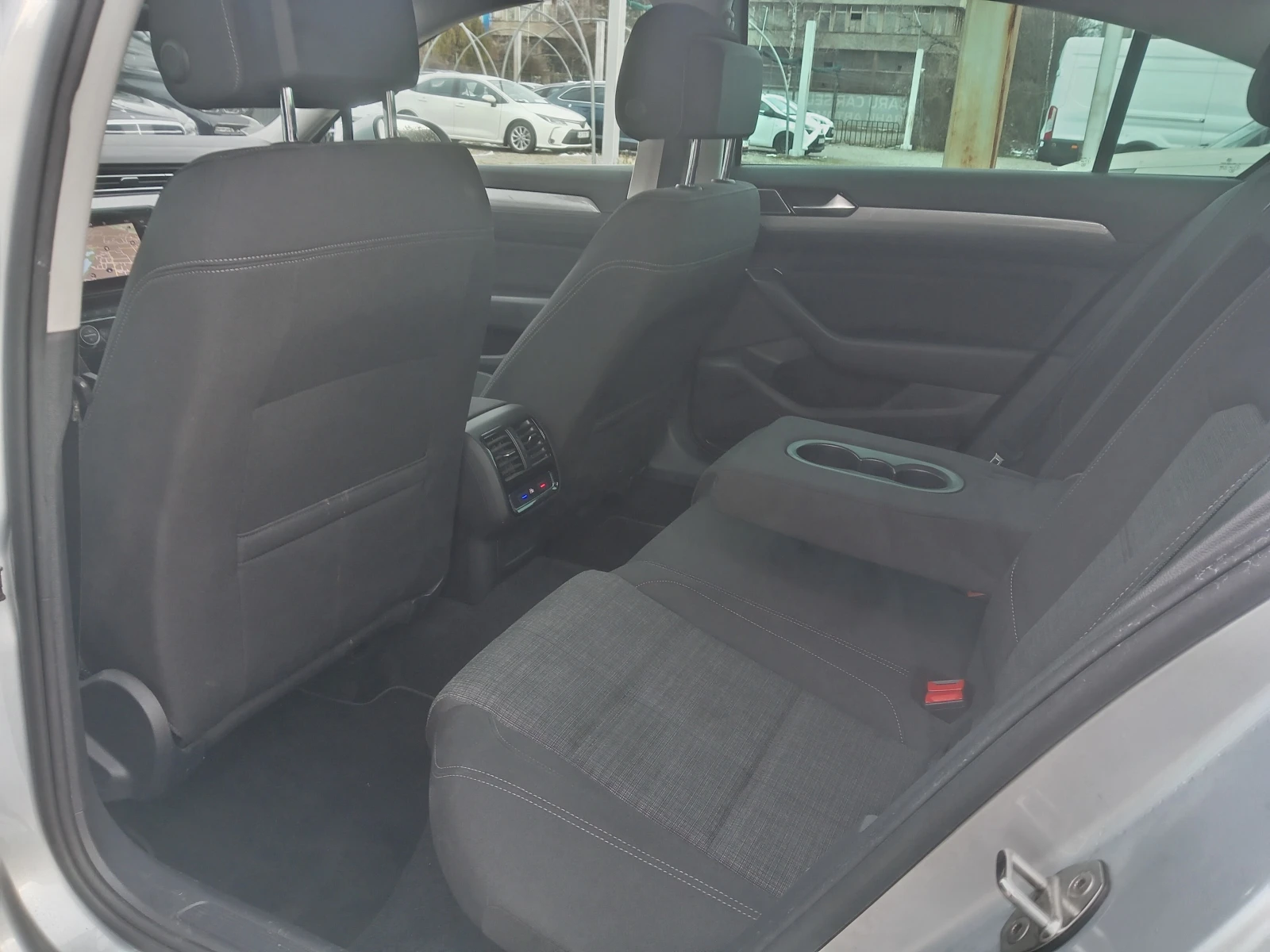 VW Passat 1.5TSI - изображение 10