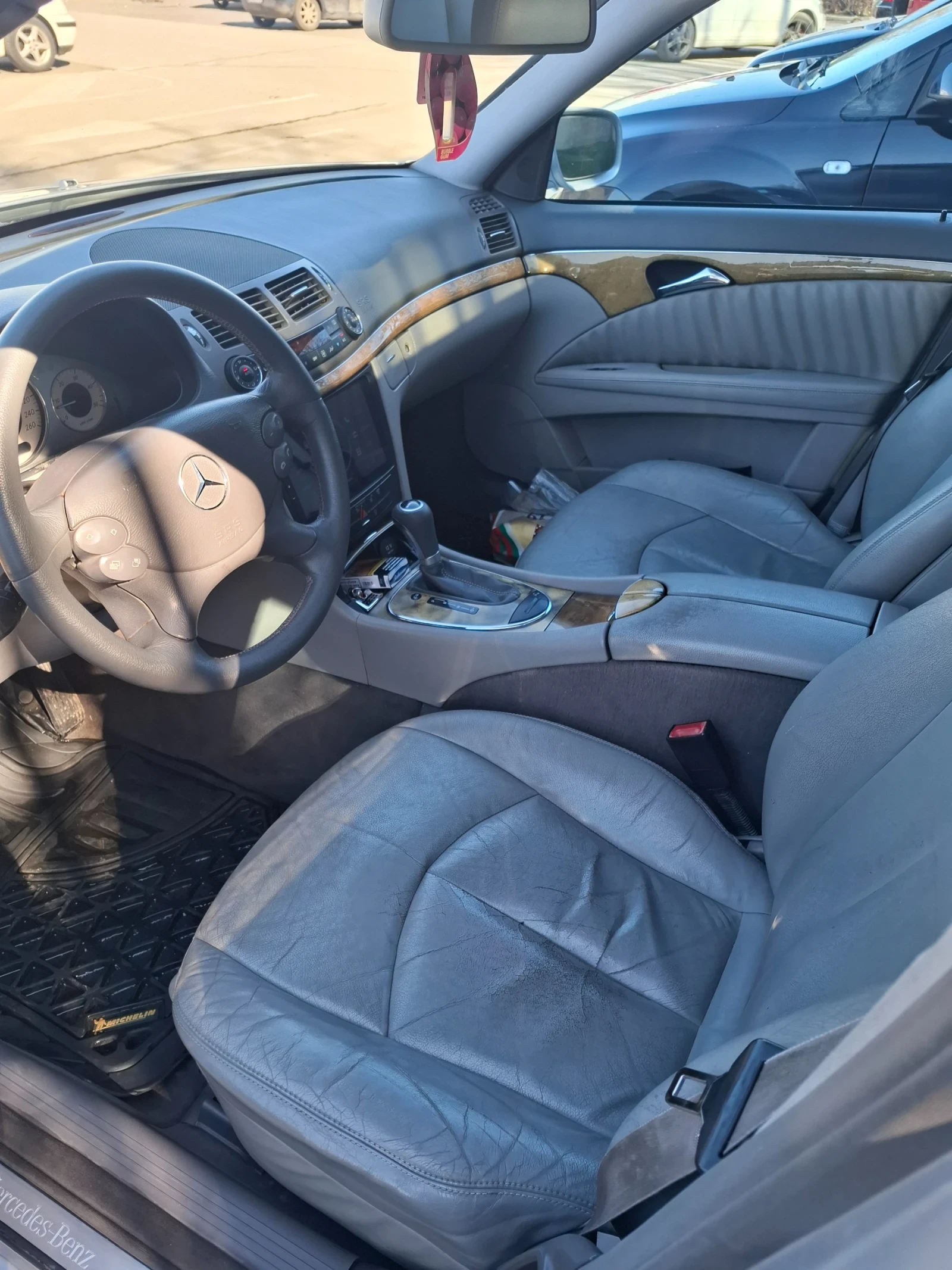Mercedes-Benz E 280 2.8 V6 | Mobile.bg � ����������� 10