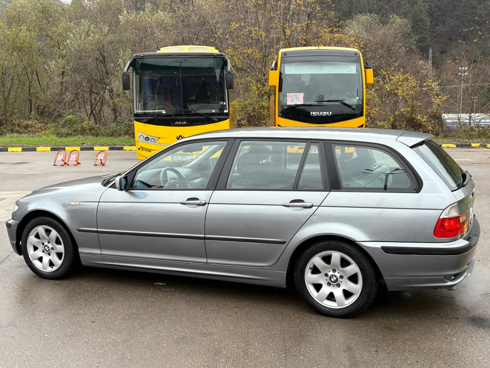 BMW 320, снимка 4 - Автомобили и джипове - 53813425