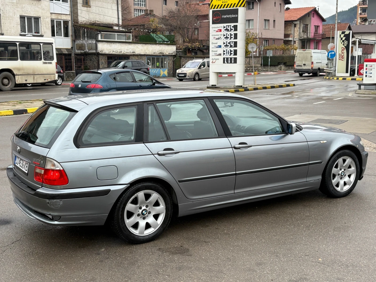 BMW 320, снимка 7 - Автомобили и джипове - 53813425