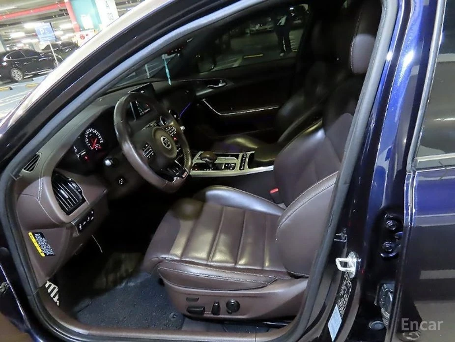 Kia Stinger, снимка 6 - Автомобили и джипове - 53967913