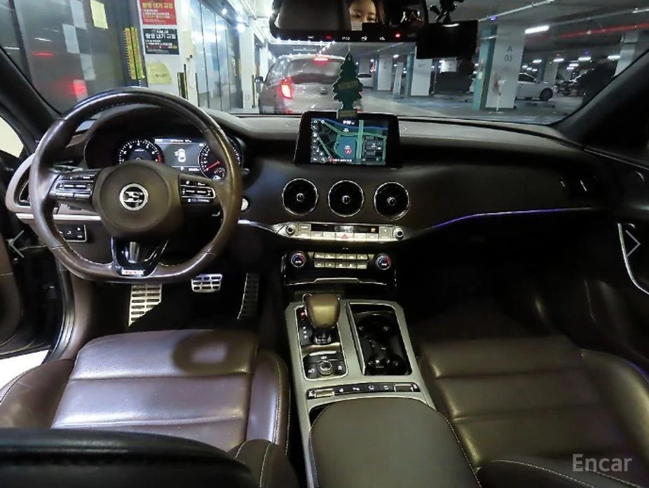 Kia Stinger, снимка 10 - Автомобили и джипове - 53967913