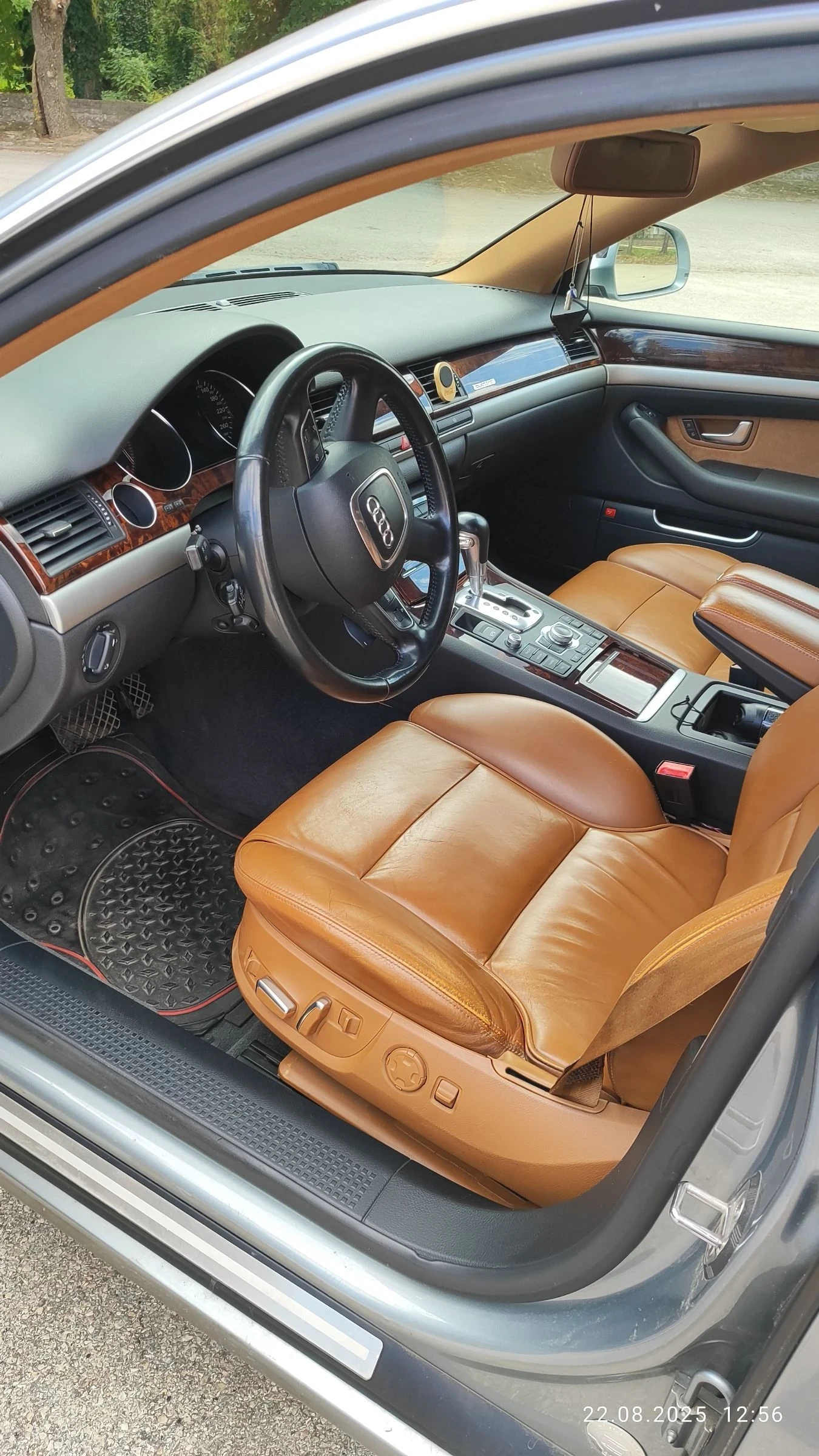 Audi A8 3000, снимка 8 - Автомобили и джипове - 53991296