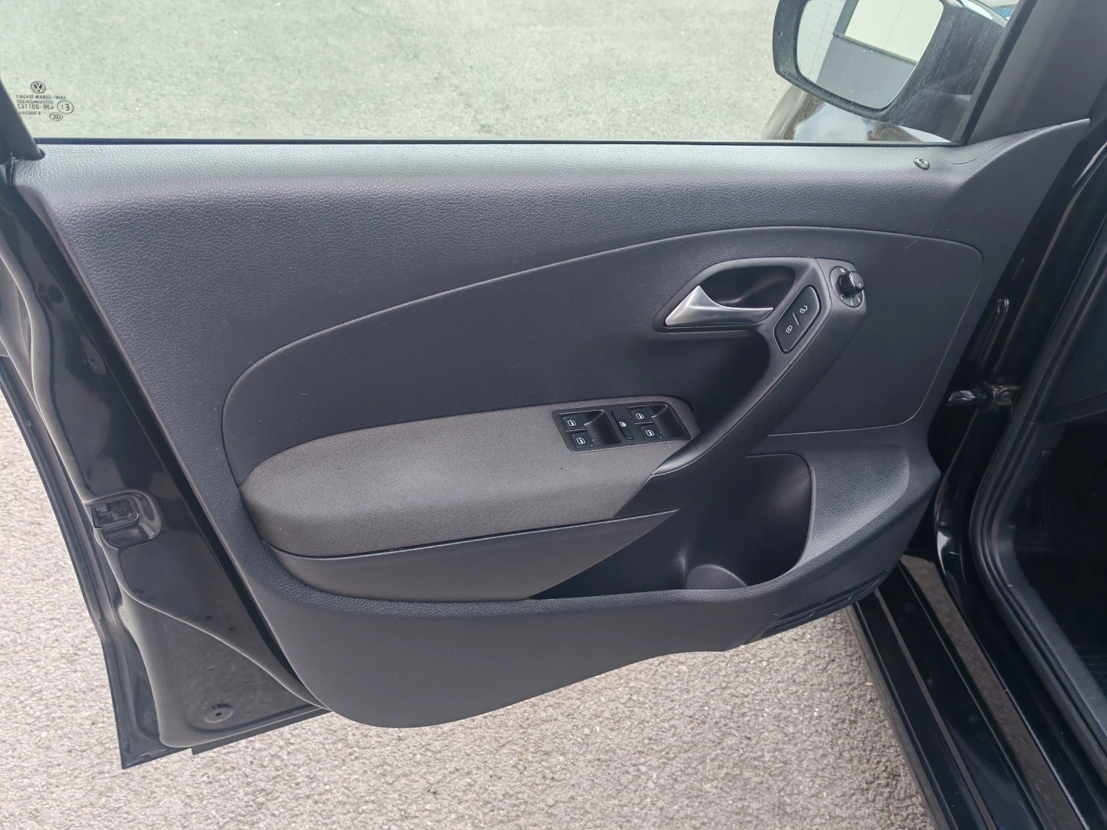 VW Polo 1.2TDI 2010G, снимка 12 - Автомобили и джипове - 54167295