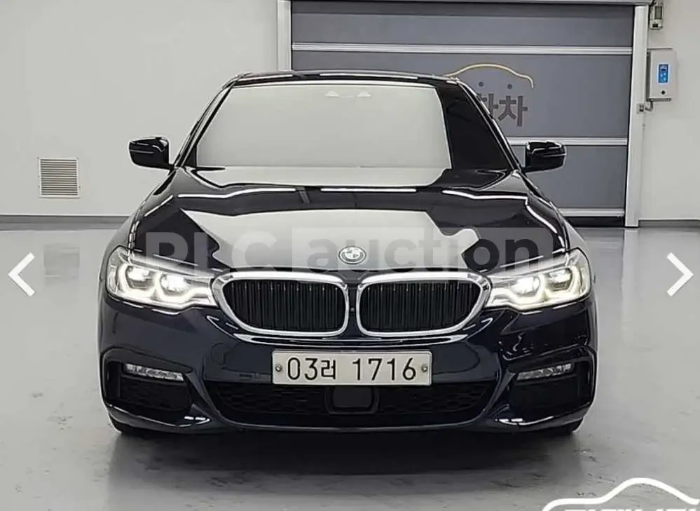 BMW 520 HUD* FULL* M ПАКЕТ* БАКЛАВИЧКИ* ЛИЗИНГ, снимка 2 - Автомобили и джипове - 54630585