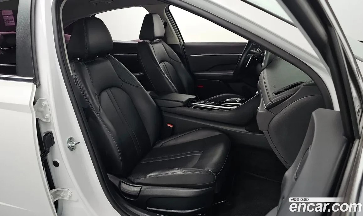 Hyundai Sonata 2.0i LPG ОЧАКВАН ВНОС, снимка 11 - Автомобили и джипове - 54651911