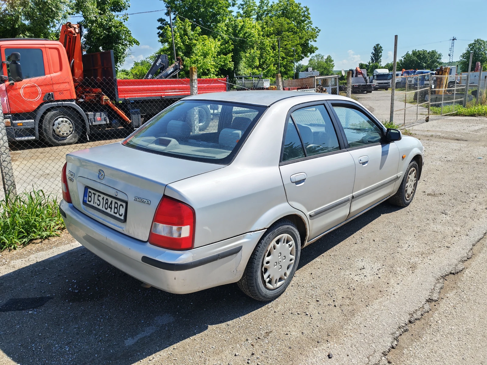 Mazda 323 DITD, снимка 3 - Автомобили и джипове - 54666520