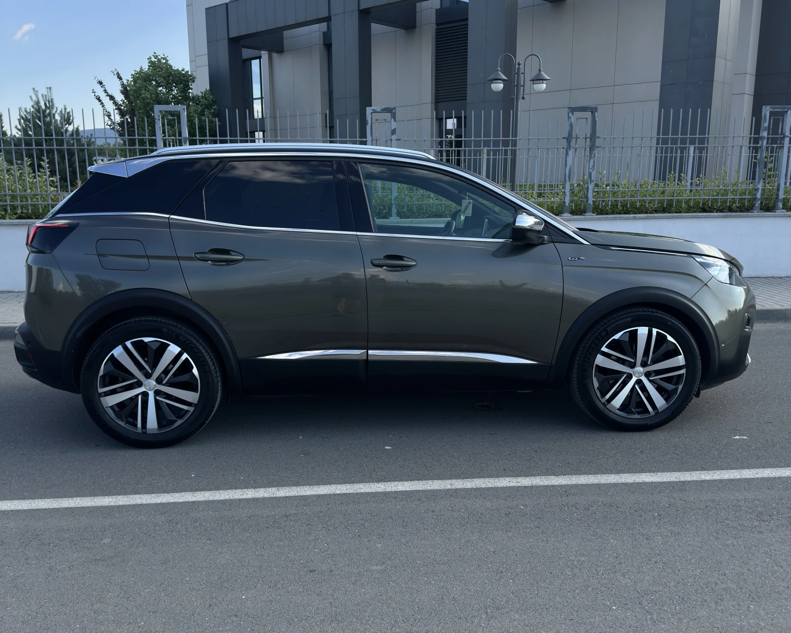 Peugeot 3008 2.0HDI GT, снимка 4 - Автомобили и джипове - 54990705