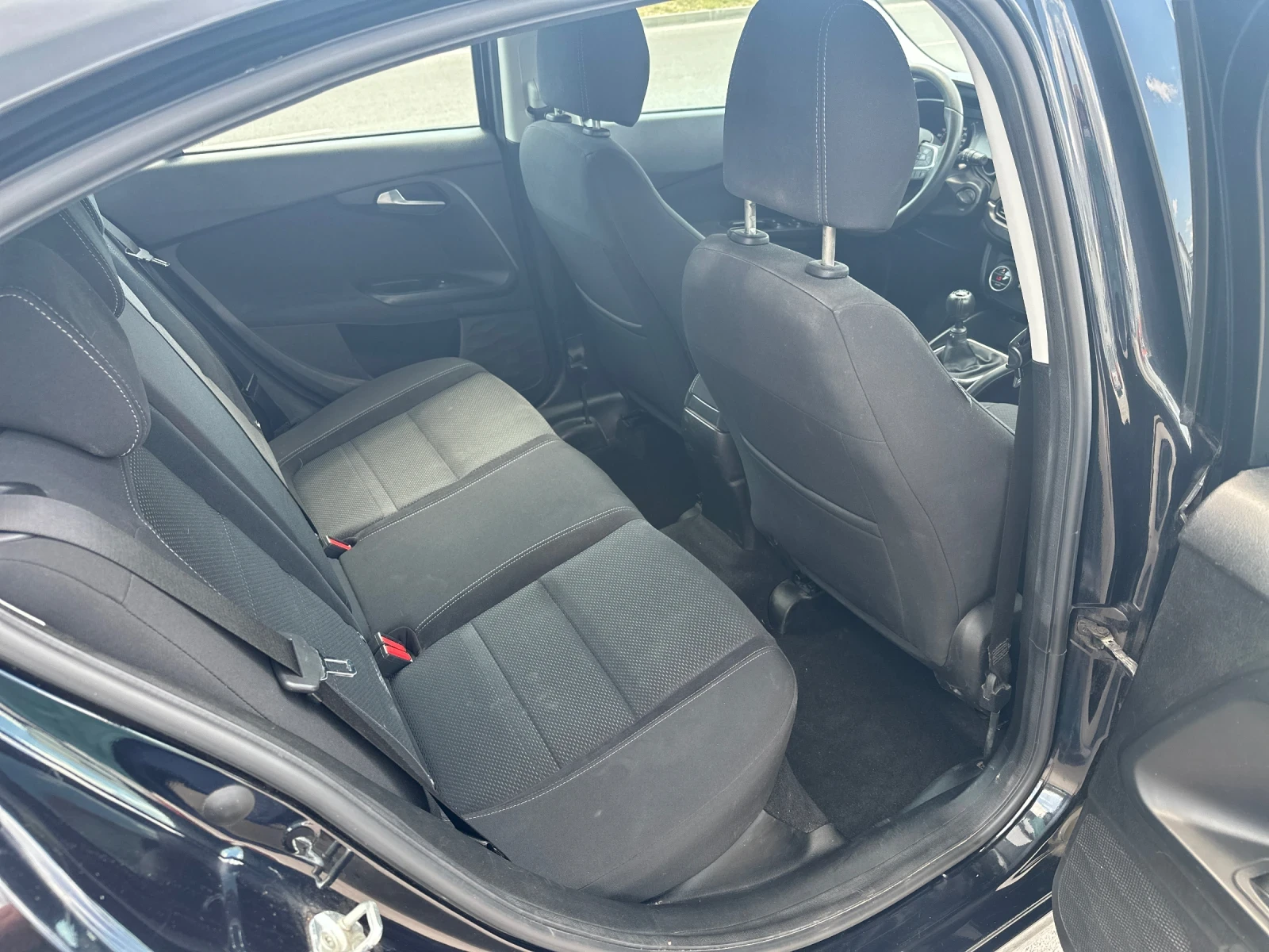 Fiat Tipo Бензин euro 6, снимка 9 - Автомобили и джипове - 55175313