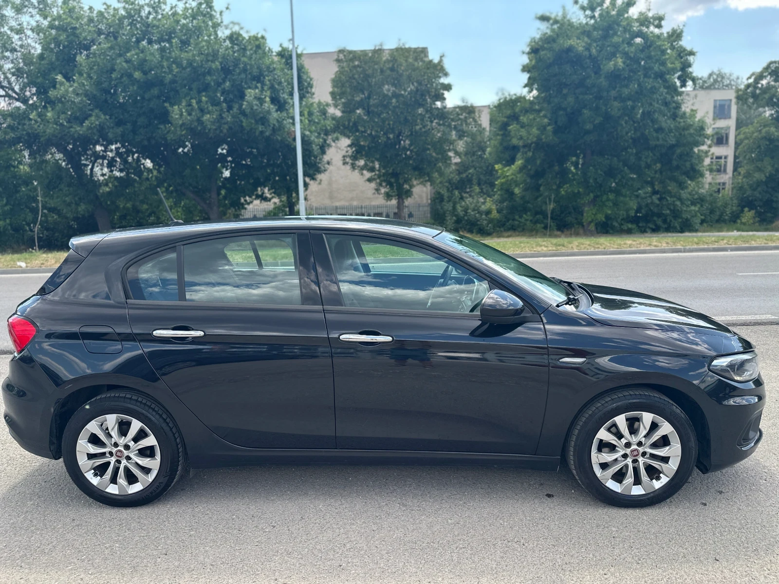 Fiat Tipo Бензин euro 6, снимка 3 - Автомобили и джипове - 55175313