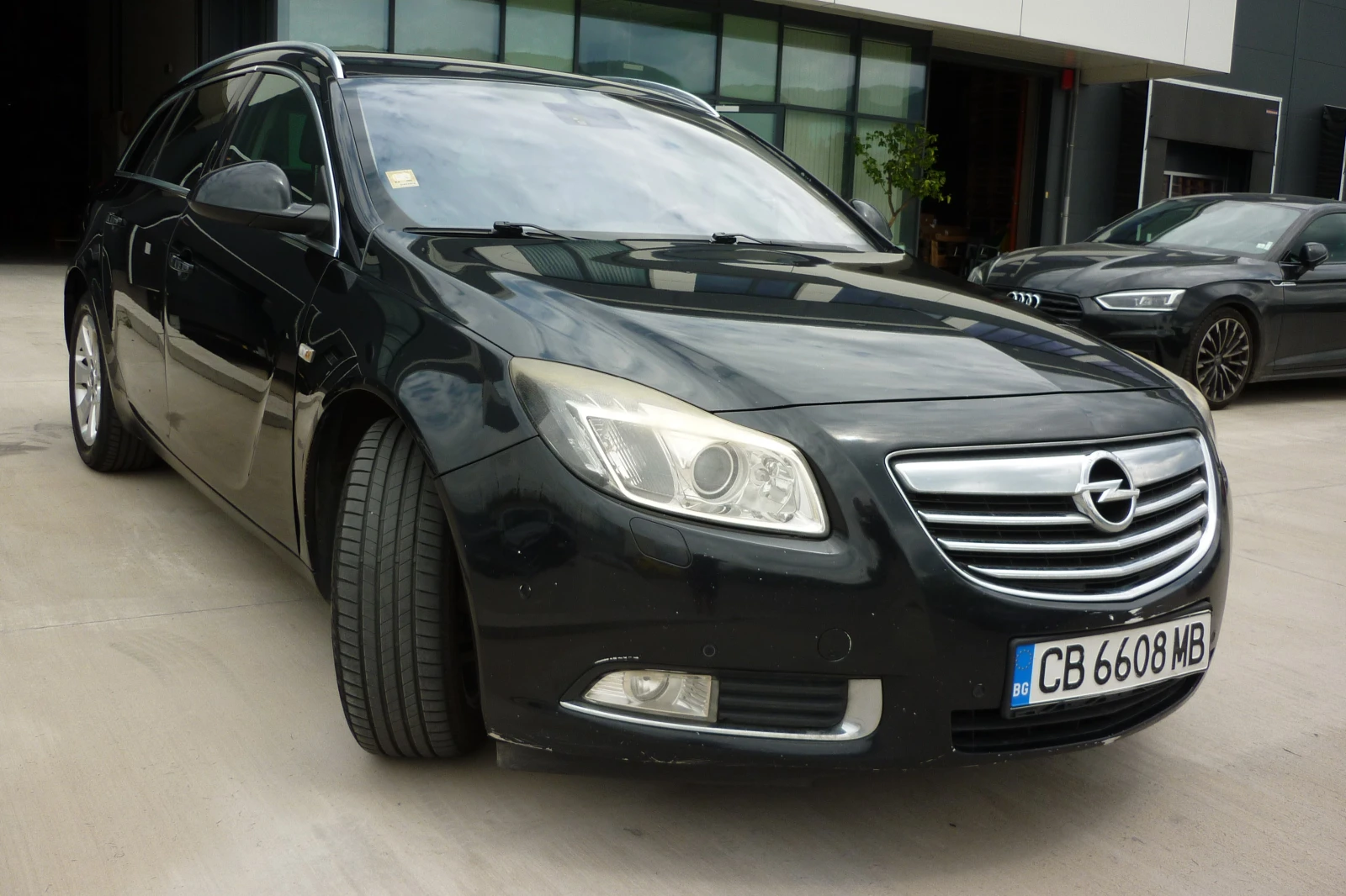 Opel Insignia 2.8  V6 Турбо , снимка 2 - Автомобили и джипове - 55414701