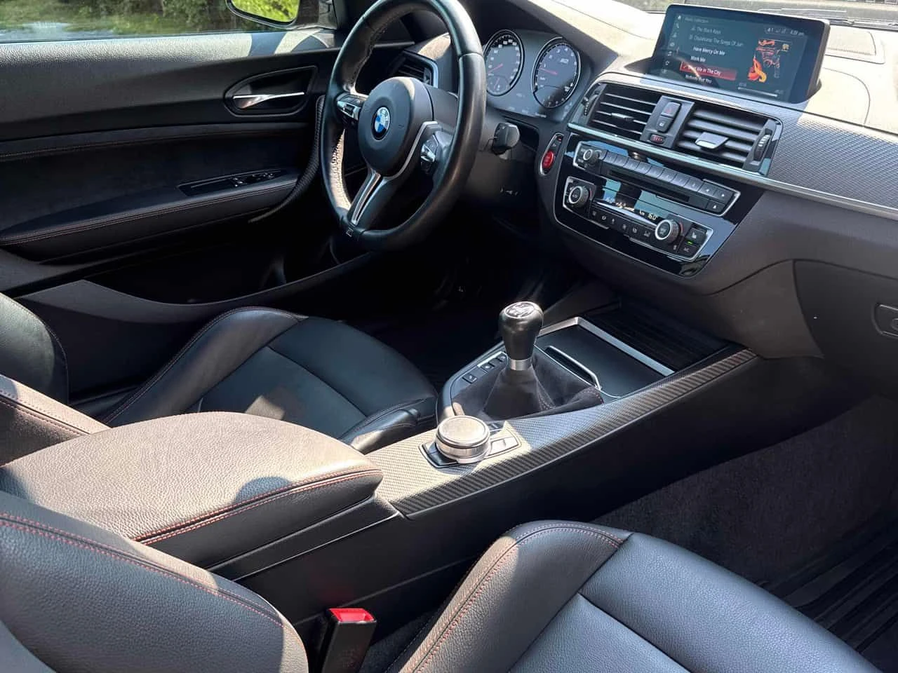 BMW M2 * Competition * АВТОКРЕДИТ БЕЗ ПЪРВОНАЧАЛНА ВНОСКА, снимка 13 - Автомобили и джипове - 55569097