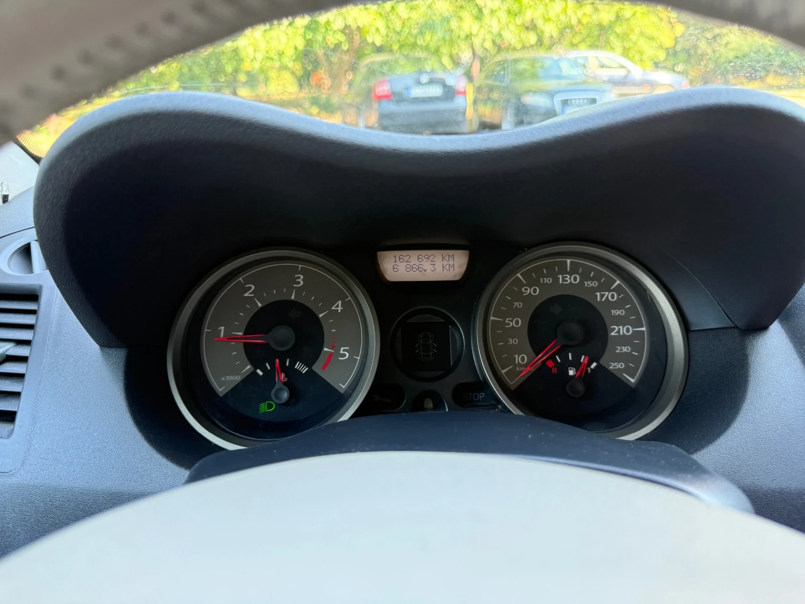 Renault Megane 1.9 dCi, снимка 8 - Автомобили и джипове - 55573990
