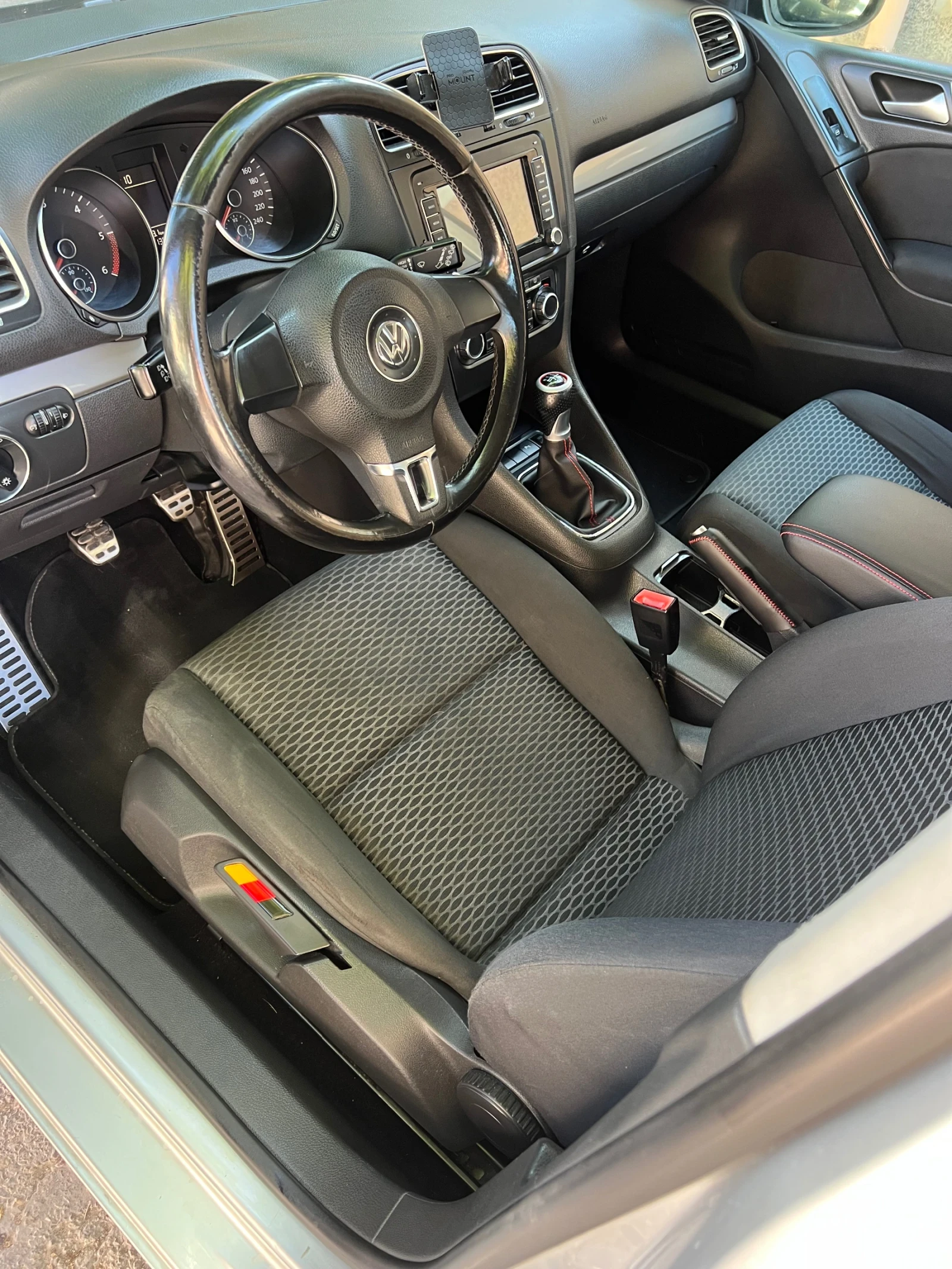 VW Golf, снимка 8 - Автомобили и джипове - 55988602