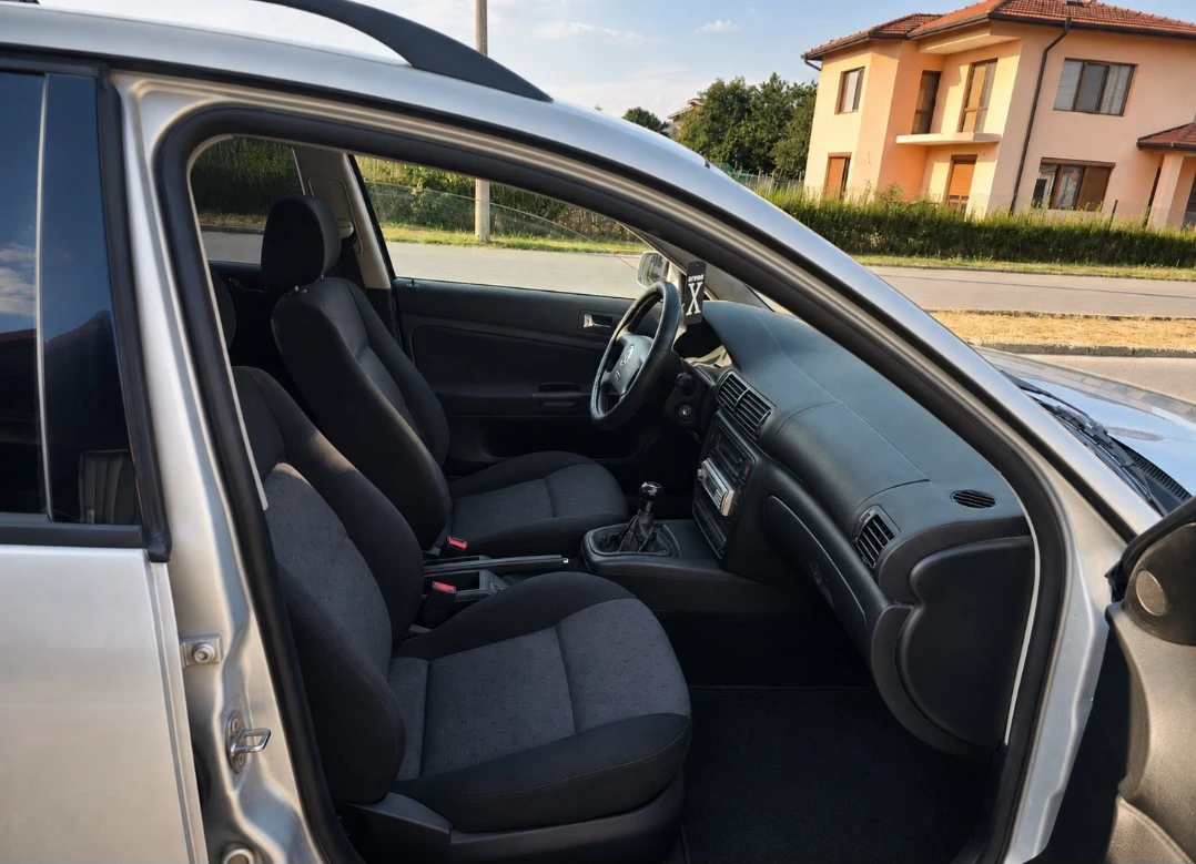 VW Passat 1.9TDI-Гаражен-Климатр, снимка 10 - Автомобили и джипове - 56081517