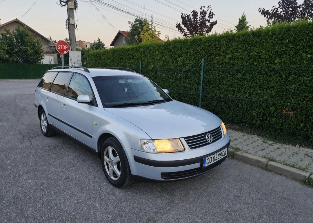VW Passat 1.9TDI-Гаражен-Климатр, снимка 9 - Автомобили и джипове - 56081517