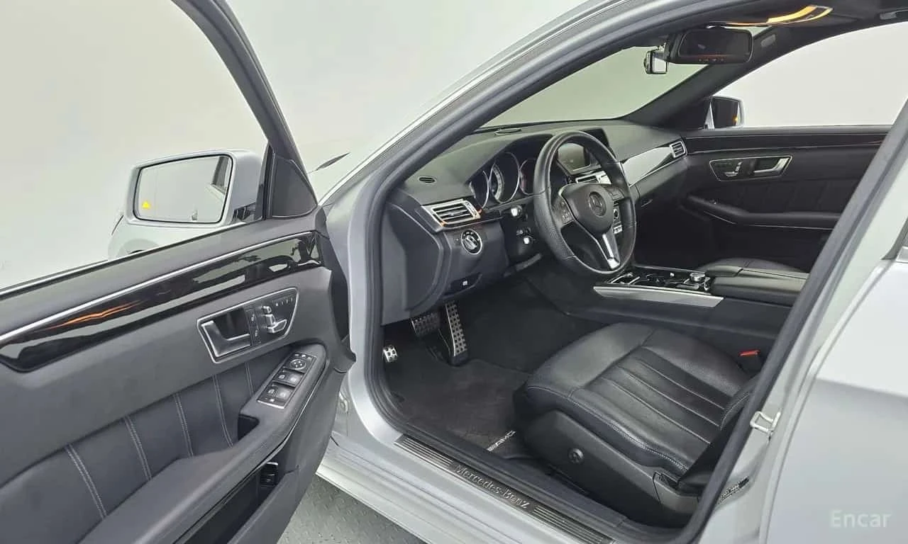 Mercedes-Benz E 350  BlueTec 4MATIC * AMG * 360 * 64� �� *  | Mobile.bg � ����������� 10