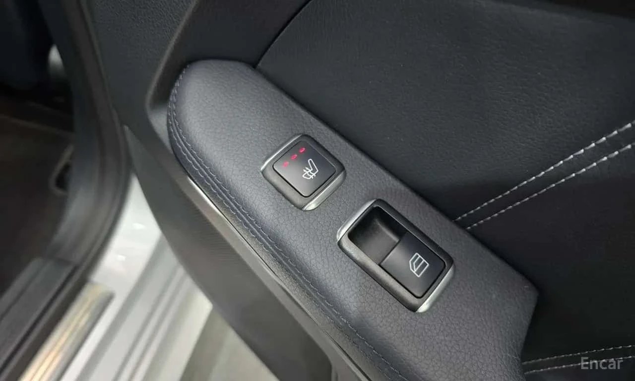 Mercedes-Benz E 350  BlueTec 4MATIC * AMG * 360 * 64� �� *  | Mobile.bg � ����������� 15