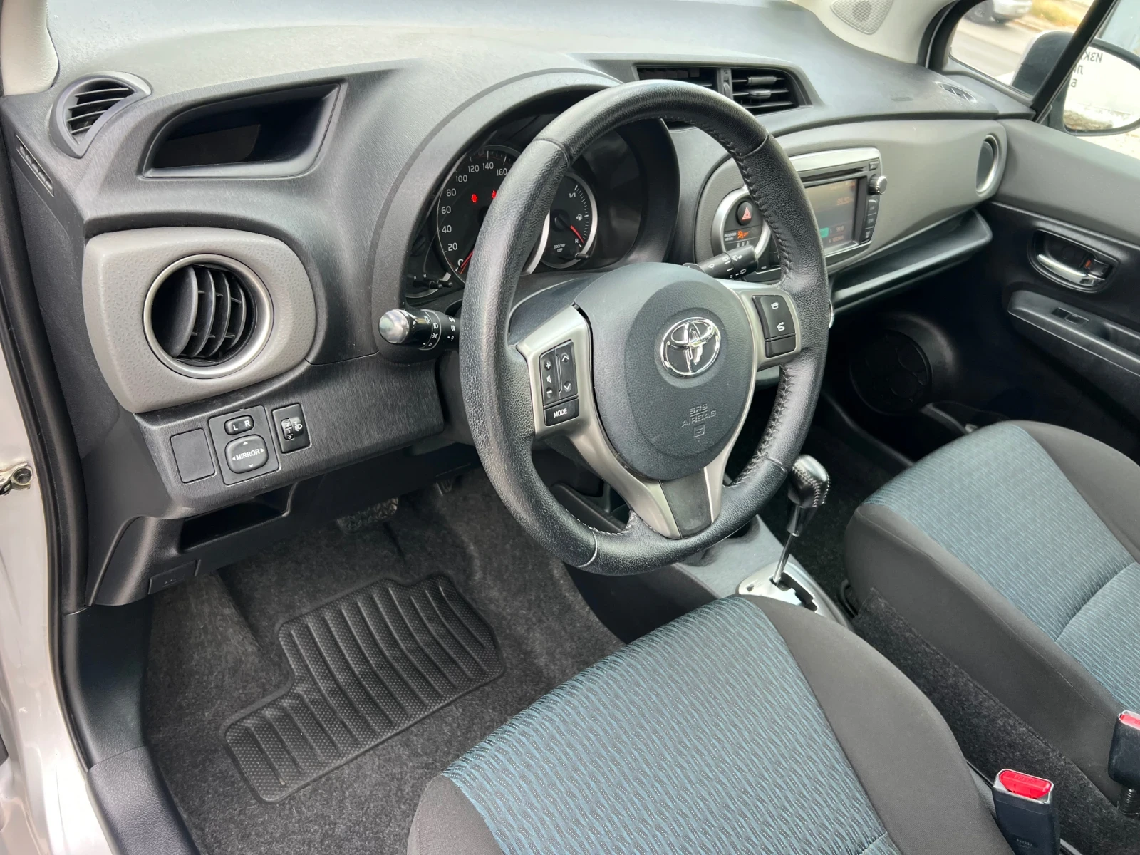 Toyota Yaris 1.3-��������� | Mobile.bg � ����������� 12