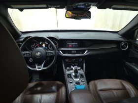 Alfa Romeo Stelvio  STI AWD 2L / DISTRONIC / 2 ЧИФТА ГУМИ , снимка 14