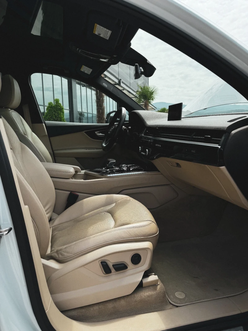 Audi Q7 3.0 TFSI 90000 км, снимка 13 - Автомобили и джипове - 52909177