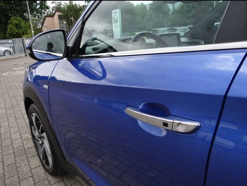 Hyundai Tucson Premium* Панорама* Обдухване* 4WD* Сервизна Истори, снимка 10 - Автомобили и джипове - 53133895