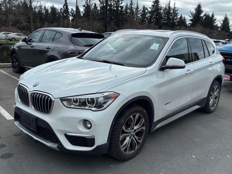 BMW X1 xDrive28i * CARFAX * ПАНОРАМА* ПОДГРЕВИ