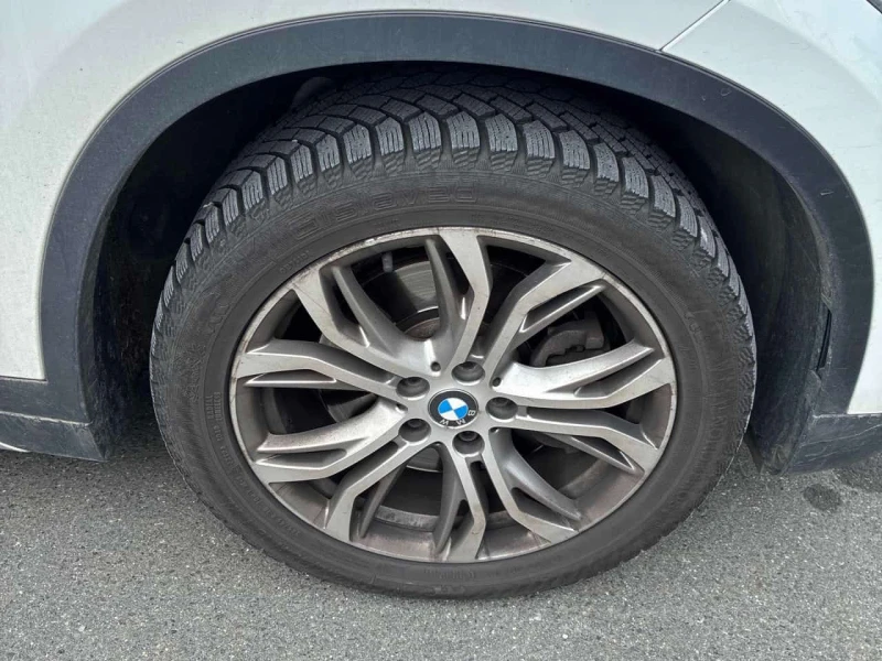 BMW X1 xDrive28i * CARFAX * ПАНОРАМА* ПОДГРЕВИ, снимка 6 - Автомобили и джипове - 53561345