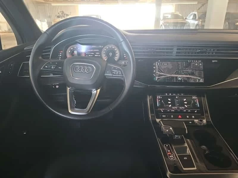 Audi Q7 * KOMFORT * CARFAX * ДВА КЛЮЧА * 7 МЕСТА, снимка 11 - Автомобили и джипове - 53606017