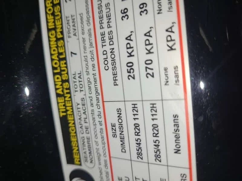 Audi Q7 * KOMFORT * CARFAX * ДВА КЛЮЧА * 7 МЕСТА - изображение 6