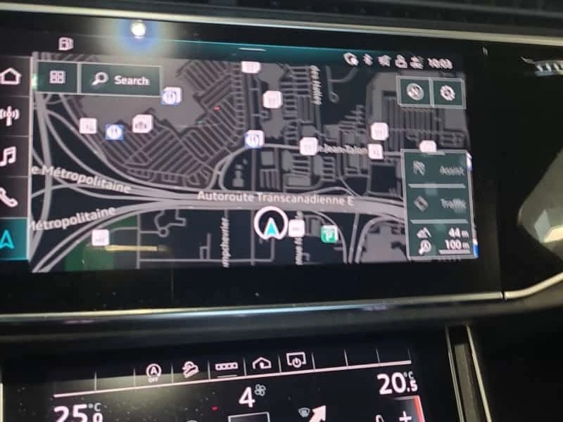 Audi Q7 * KOMFORT * CARFAX * ДВА КЛЮЧА * 7 МЕСТА - изображение 9