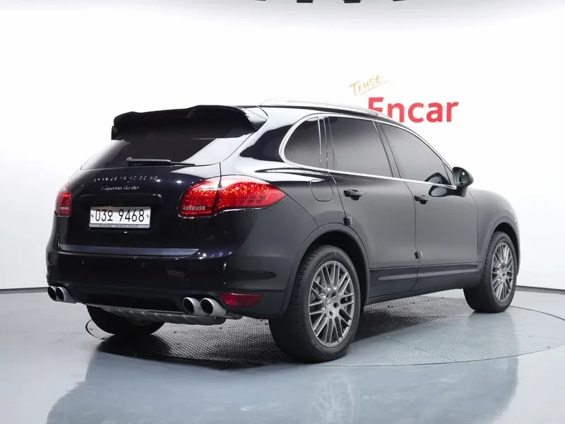 Porsche Cayenne 4.8 TURBO 958, снимка 2 - Автомобили и джипове - 55740456