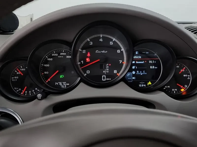 Porsche Cayenne 4.8 TURBO 958, снимка 8 - Автомобили и джипове - 55740456