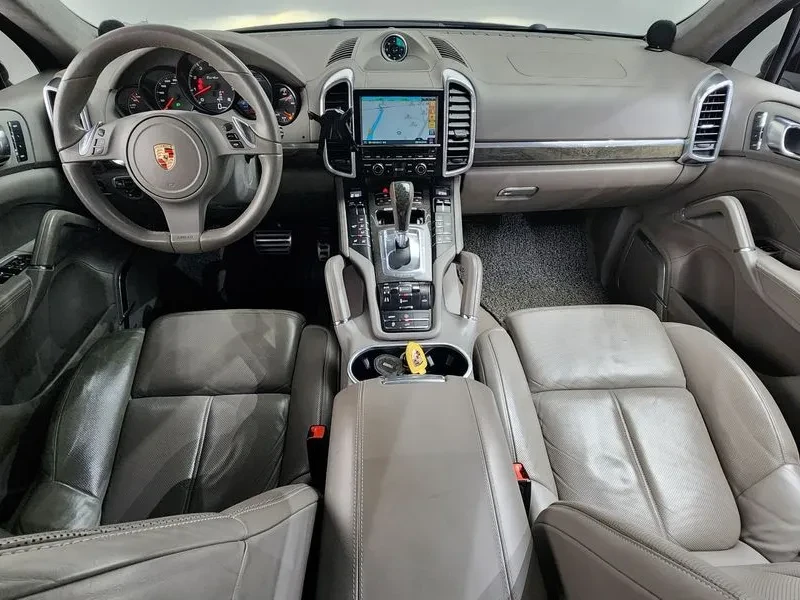 Porsche Cayenne 4.8 TURBO 958, снимка 7 - Автомобили и джипове - 55740456